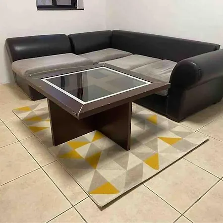 Sunny 2br In St Julians شقة سانت جوليان